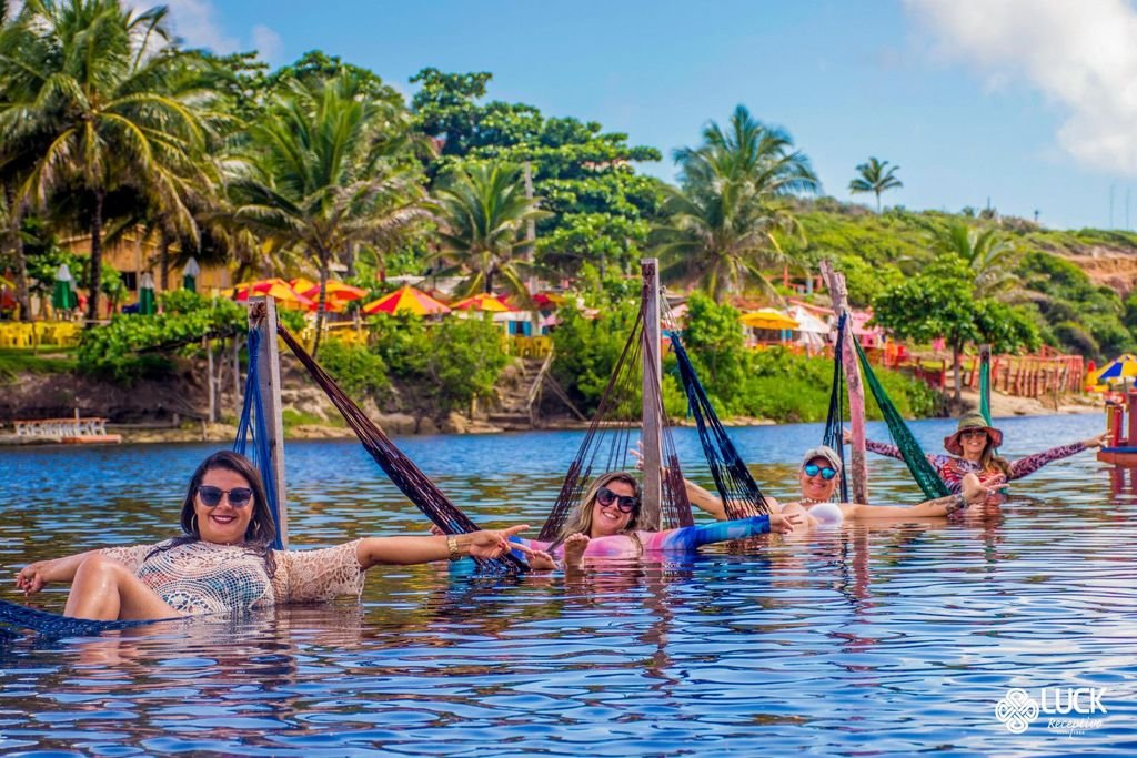 PRAIA BELA E OUTROS ENCANTOS